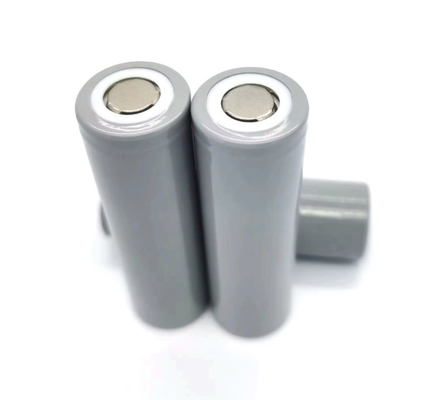 อุณหภูมิต่ํา 3.7v Inr21700 4000mah อัตราการปล่อยไฟฟ้าสูง 40a อายุวงจรยาว 1000 วงจร Li-ion 21700 แบตเตอรี่เซลล์